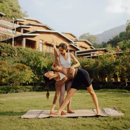 7 Days Beginners Yoga Retreat in Rishikesh Luxury rishikesh india yoga retreat